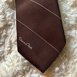 ✨OSCAR DE LA RENTA✨ BROWN NECKTIE